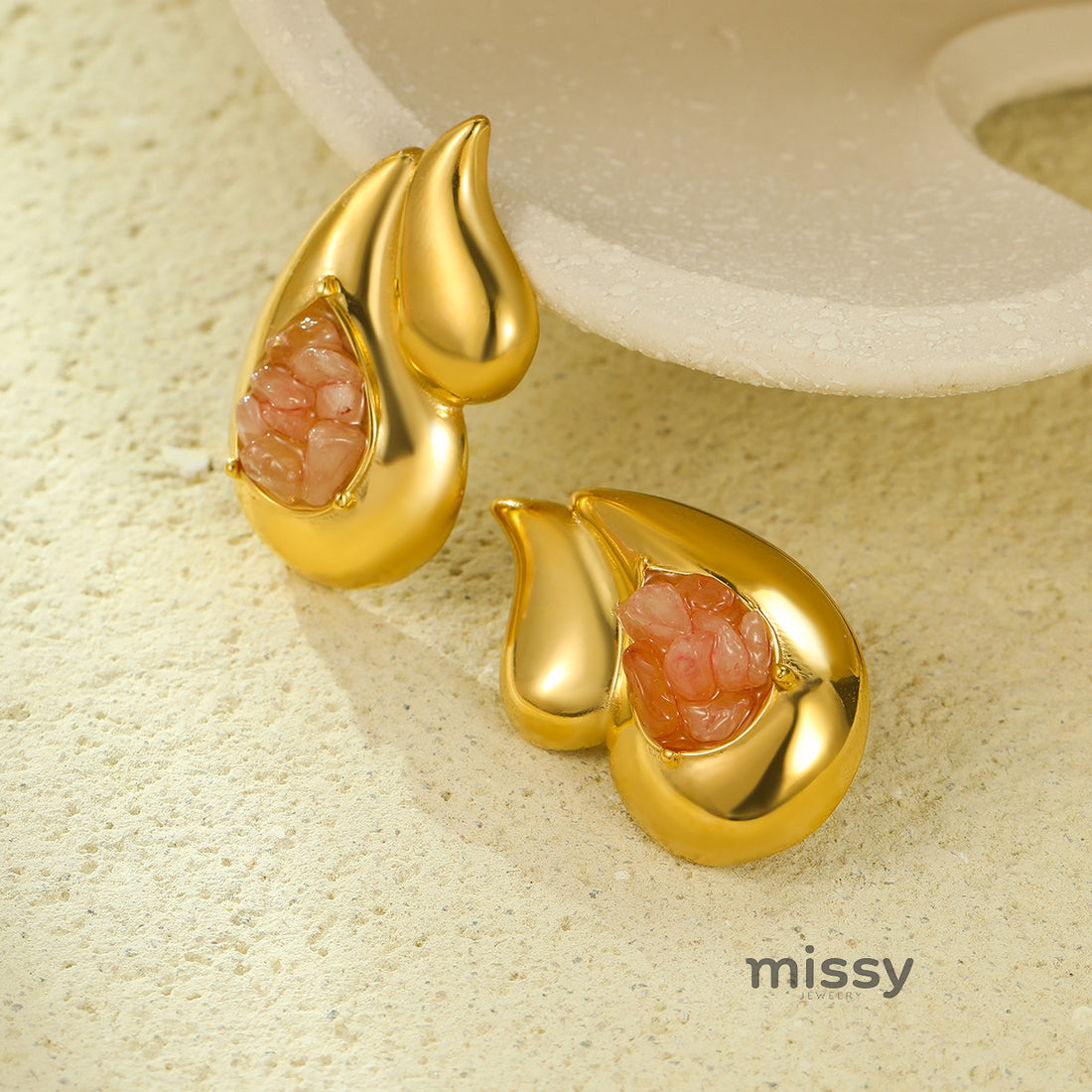 Clarice Natural Stone Dangle Earrings [8X988701]