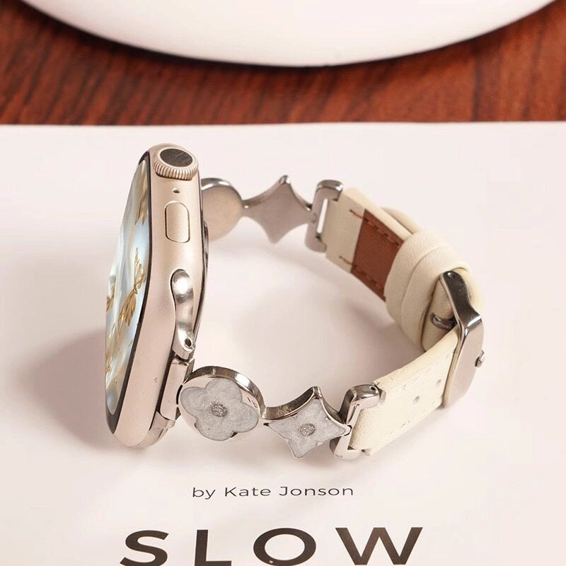 Clover Detail Leather Watch Strap [SZSS4VJO]