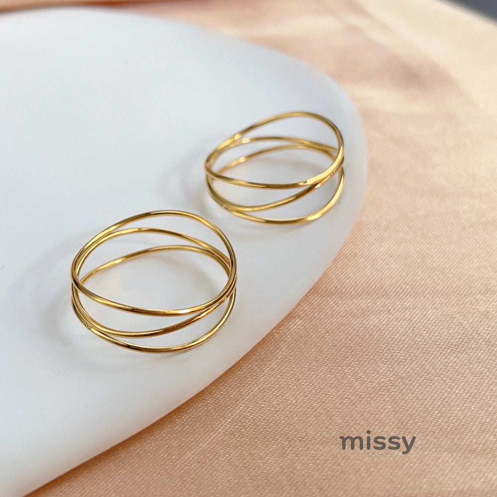 Codi Interwoven Layered Ring [Q9B3W89H]