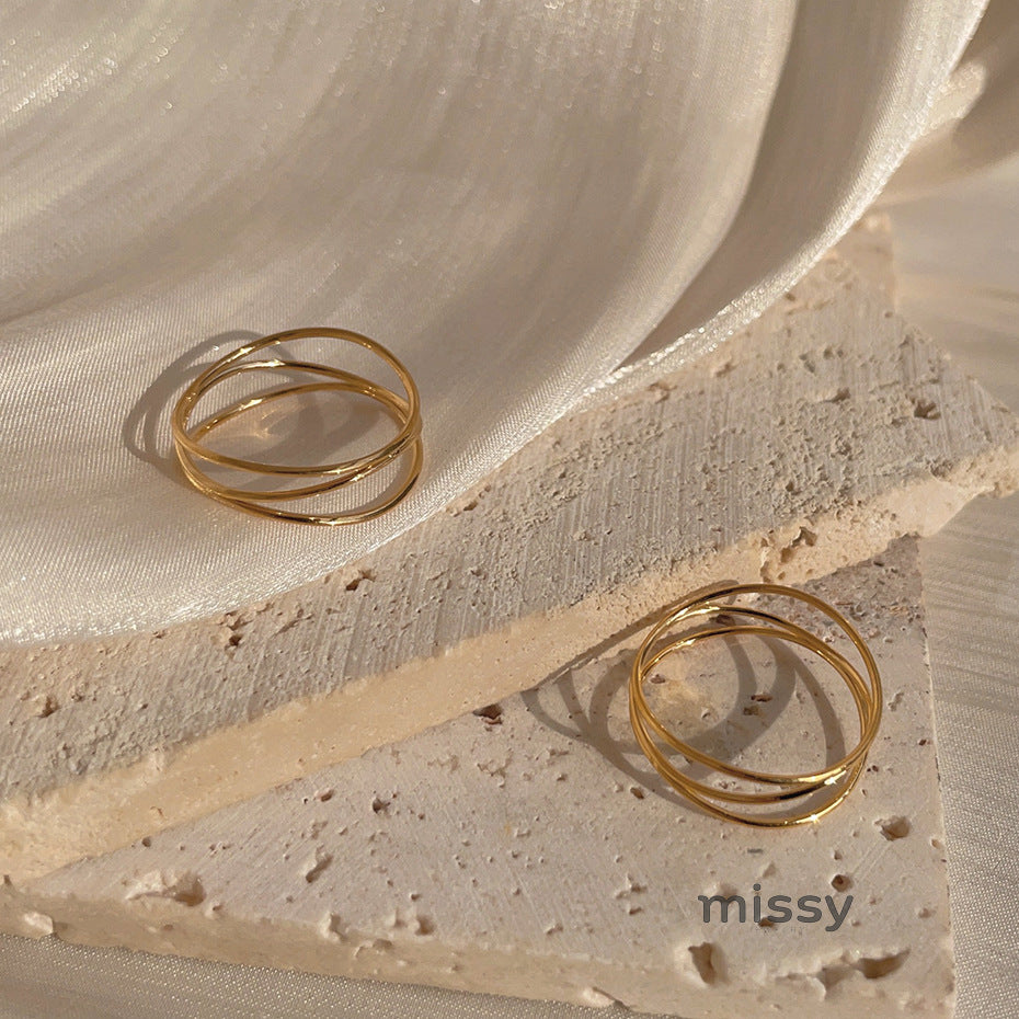 Codi Interwoven Layered Ring [JNEQW7AJ]