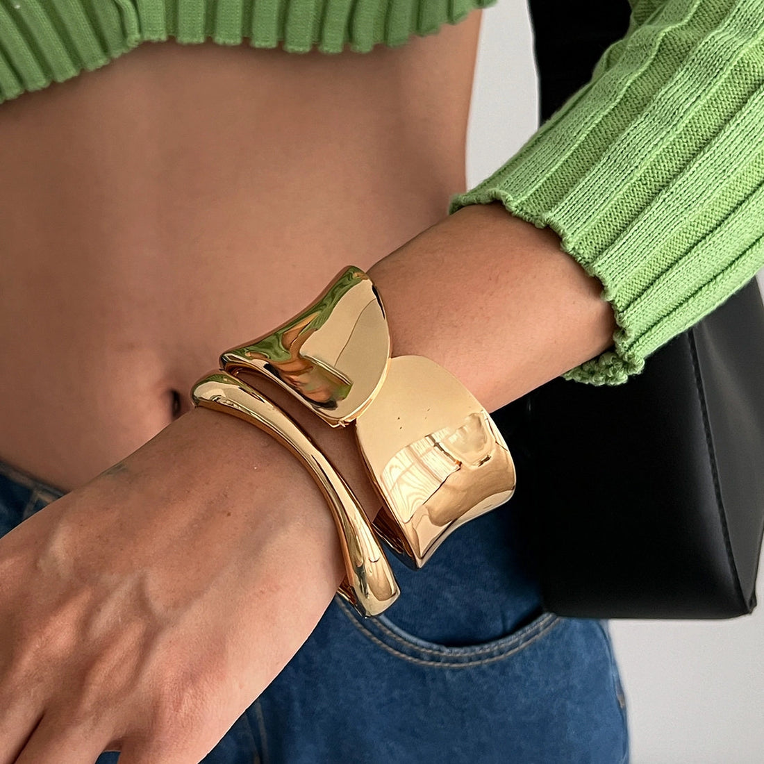 Concave Glossy Wide Cuff Bracelet [Z10VWSA2]