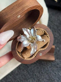 Contrasting Flower Ring [AMJPZSCC]