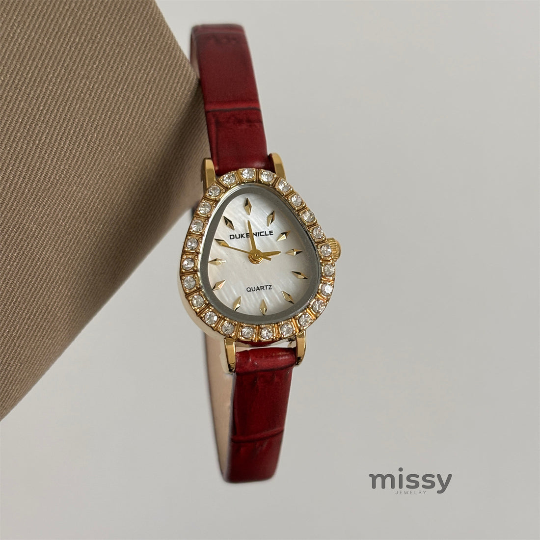 Crimson Snakehead Rhinestone Watch [IVKXBU54]