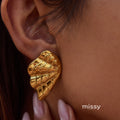 Crimson Stainless Pearl Earrings [C0RDEQKU]