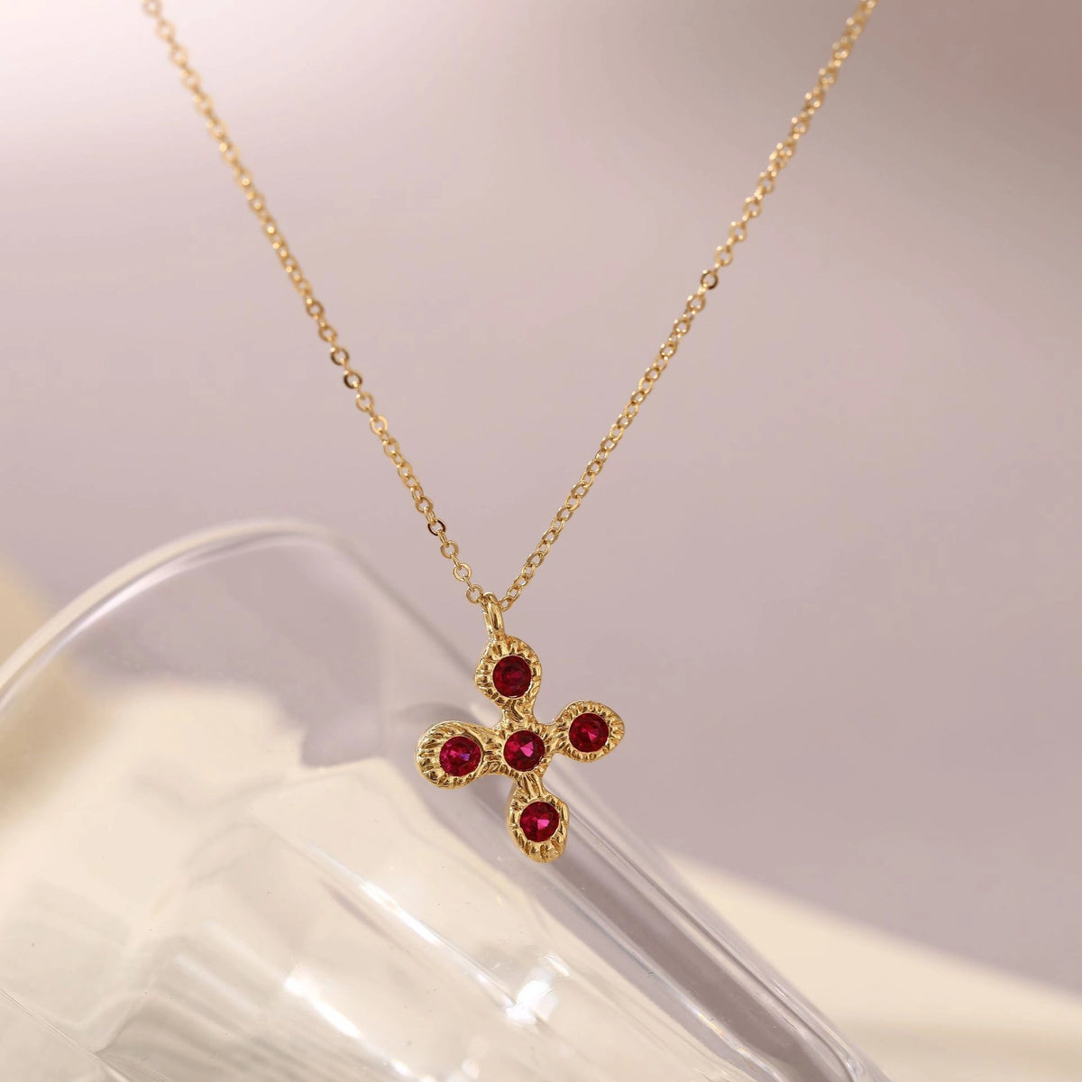 Cross Pendant Necklace [BCURAI4T]
