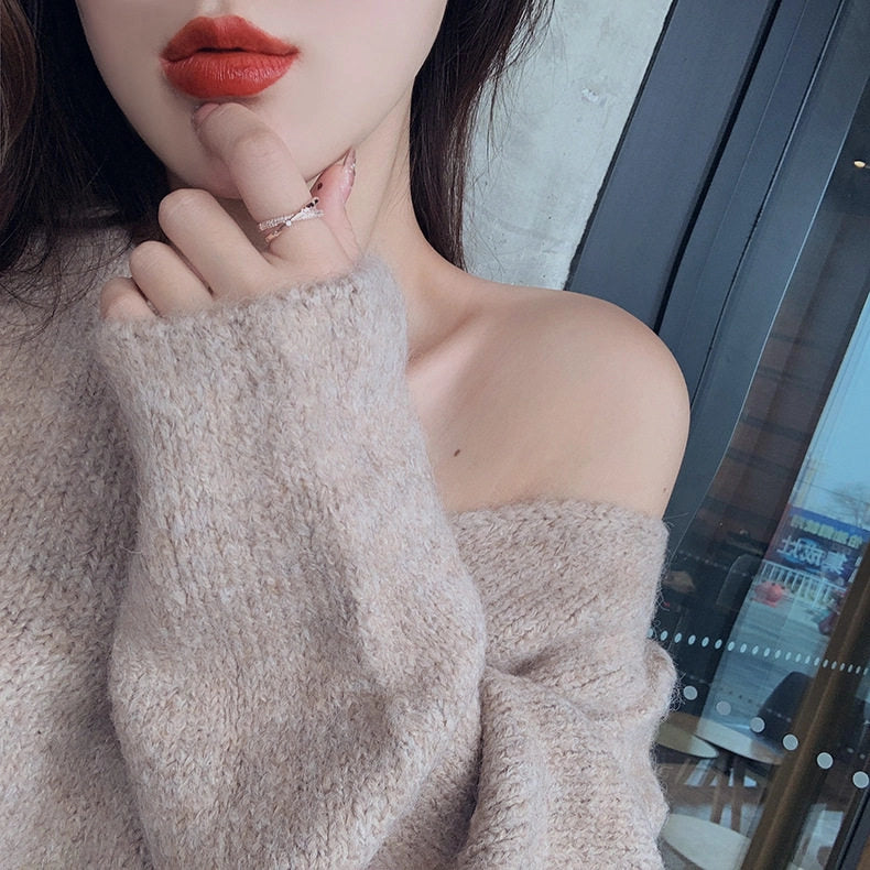 Cross Studded Dainty Ring [ULAXJXR4]
