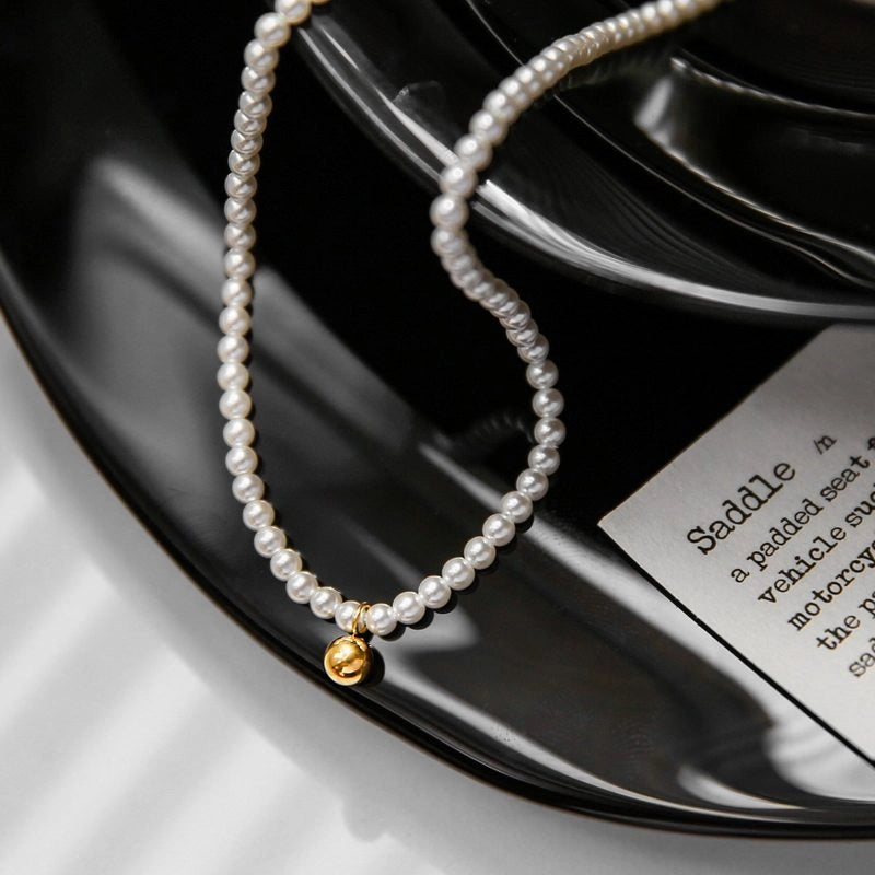 Crystal Pearl and Gold Ball Necklace [W5MMYAHD]