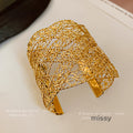 Cyra Statement Cuff Bracelet [3ALUS72H]