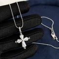 Dainty Cross Pendant Choker Necklace [UM0O4BCF]