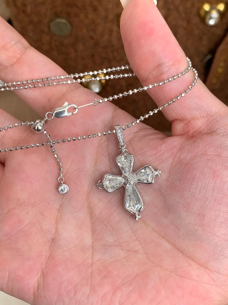 Dainty Cross Pendant Choker Necklace [Y7YQ37U2]