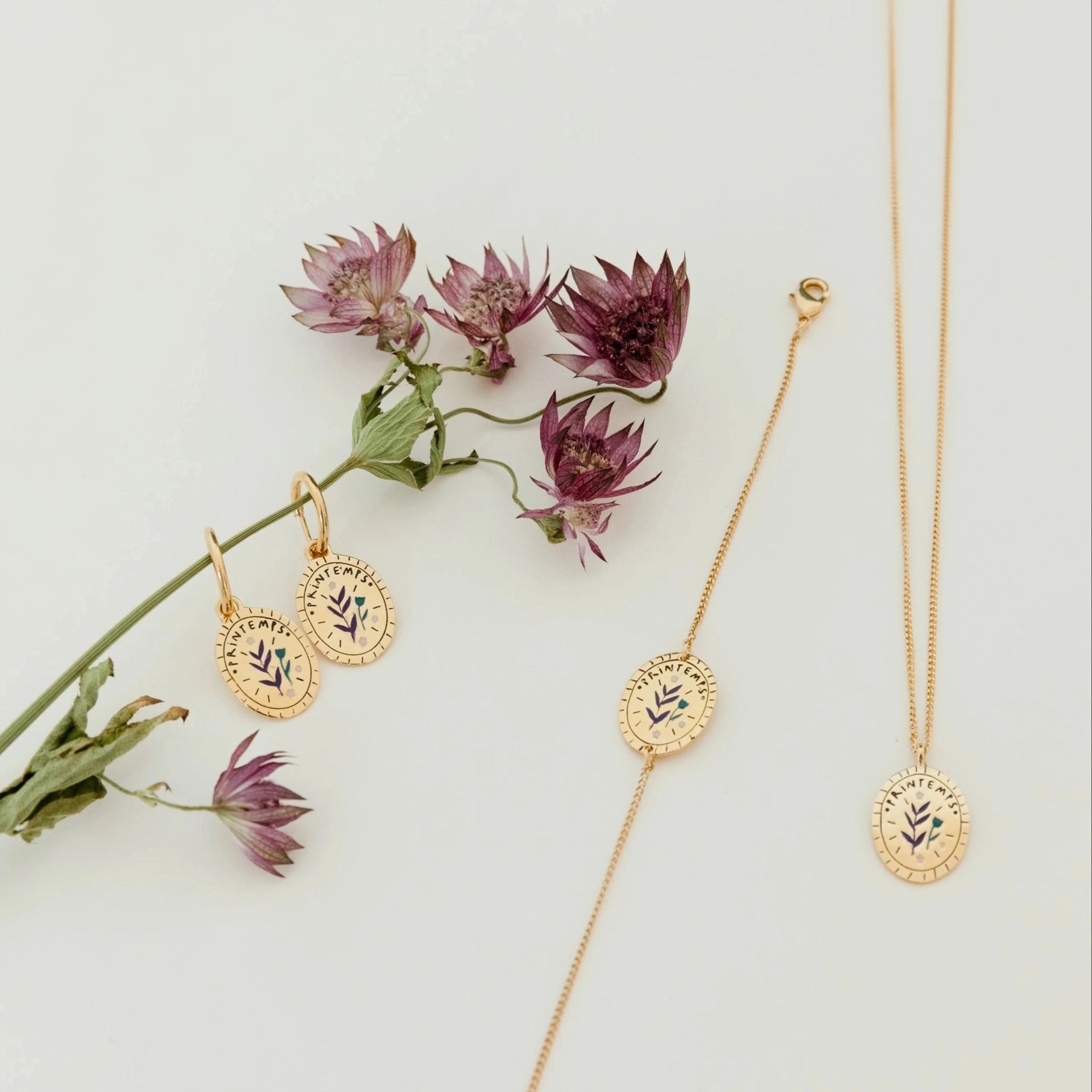 Dainty Floral Pendant Necklace [L1ZOQIAT]