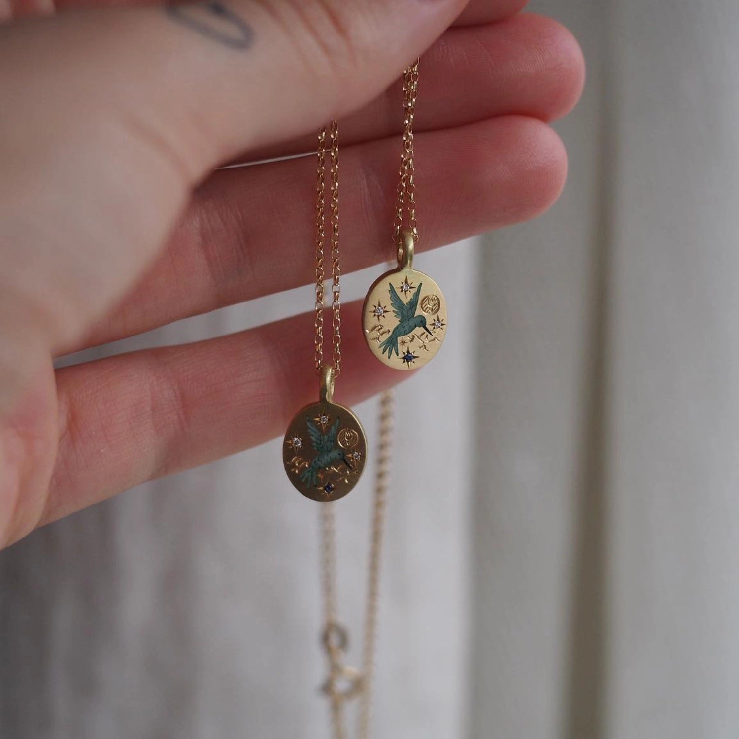 Dainty Floral Pendant Necklace [BUFZUKXT]