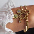 Dainty Floral Pendant Necklace [78W17P3C]