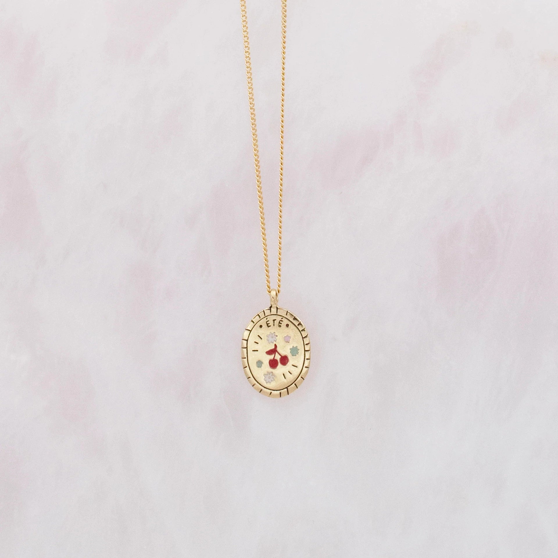 Dainty Floral Pendant Necklace [QHOAT0N7]