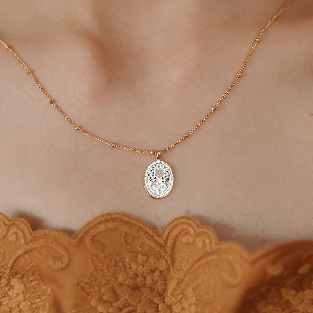 Dainty Floral Pendant Necklace [2JX9T4PW]