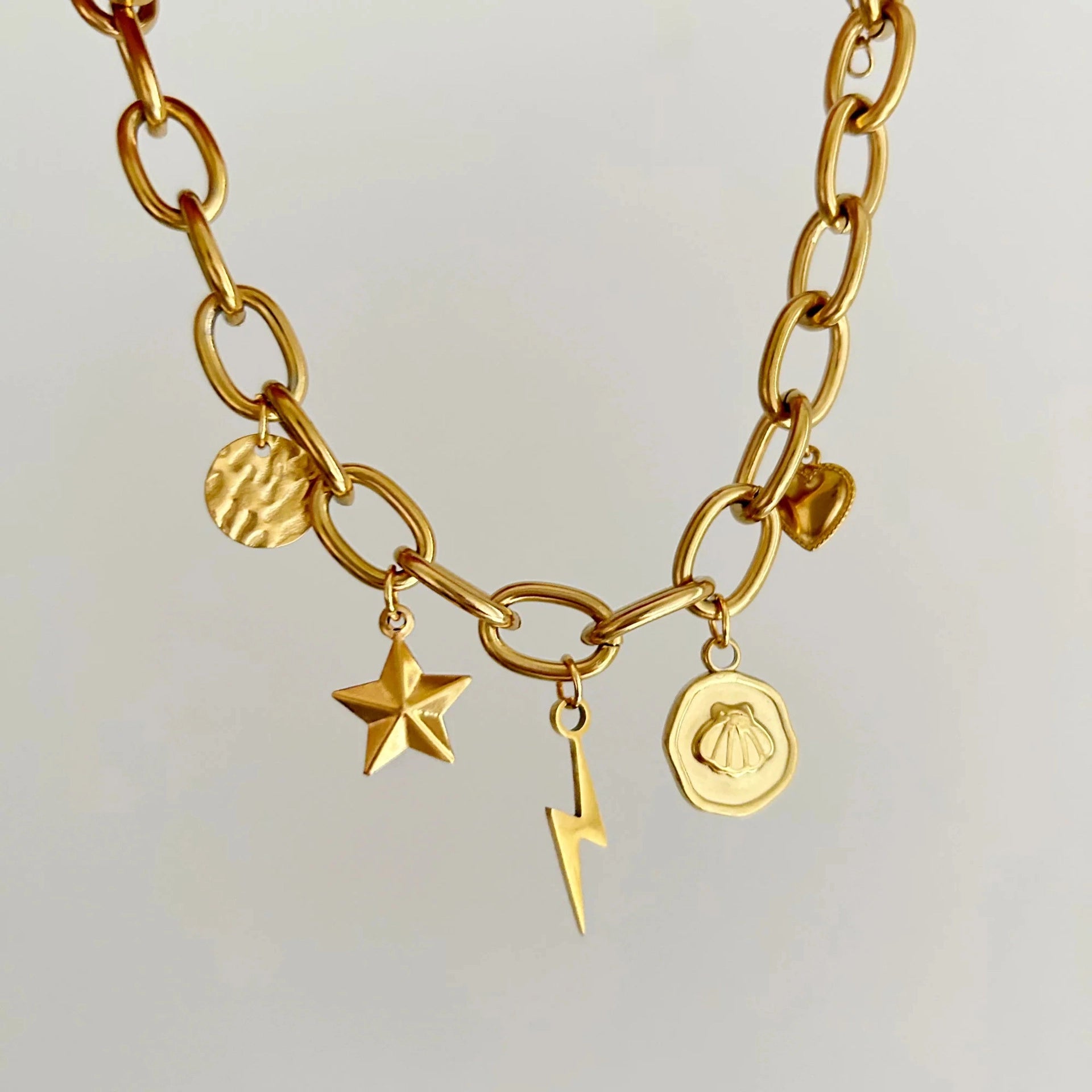 Dainty Fruit Pendant Necklace [UX7P8VAZ]