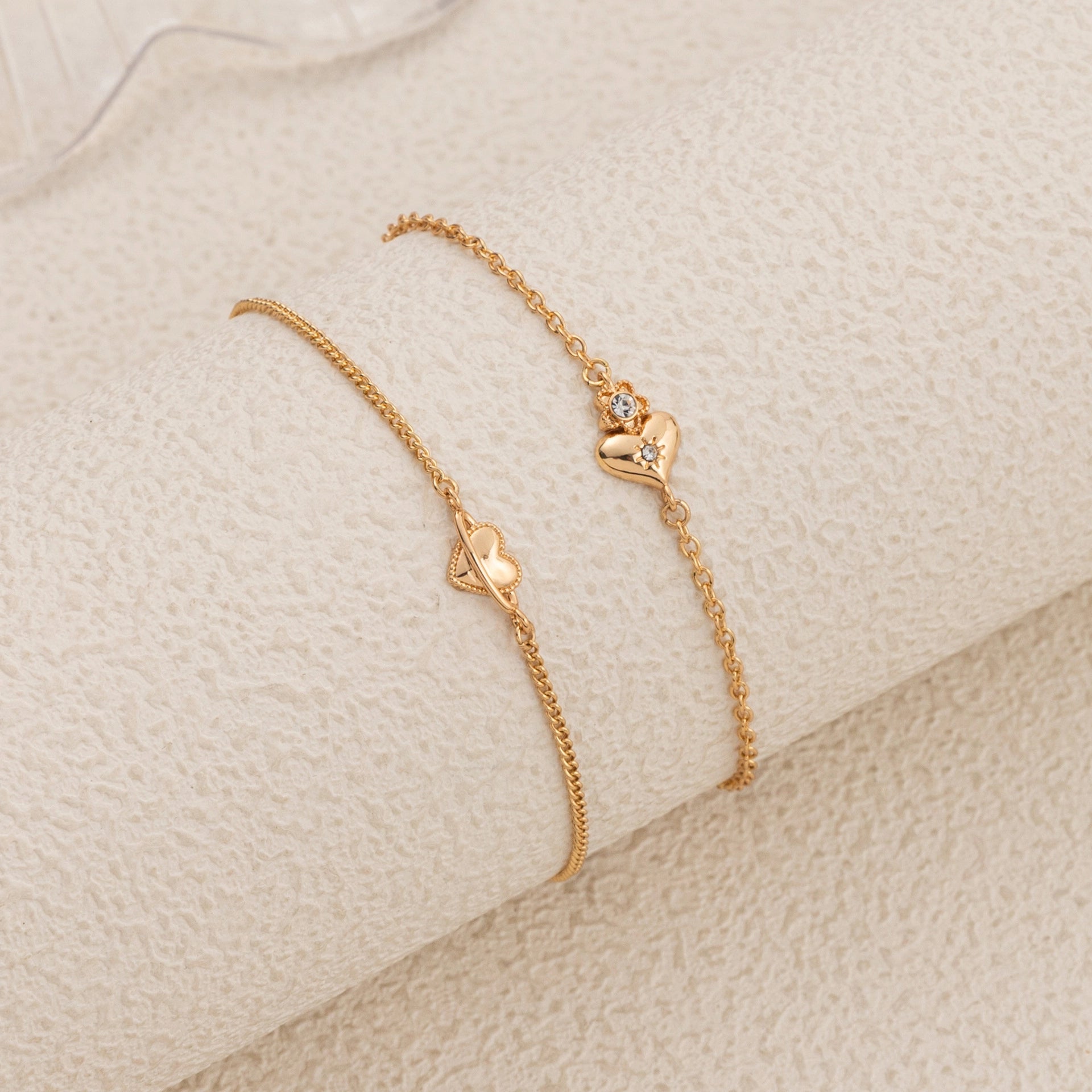Dainty Heart Charm Adjustable Bracelet [OXI55NUT]