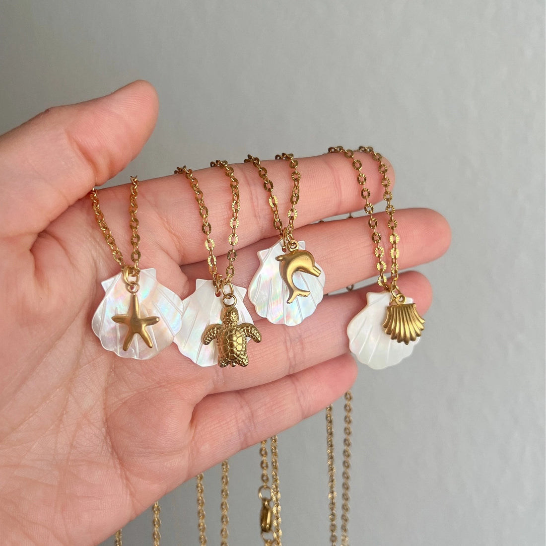 Dainty Ocean Charm Pendant Necklace [PUIKY3SZ]