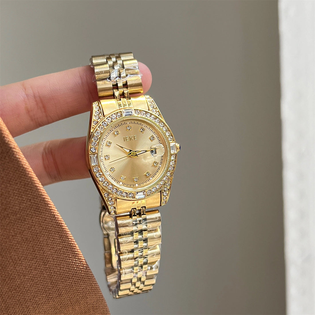 Dainty Round Dial Bracelet Watch [T9ISO6HA]
