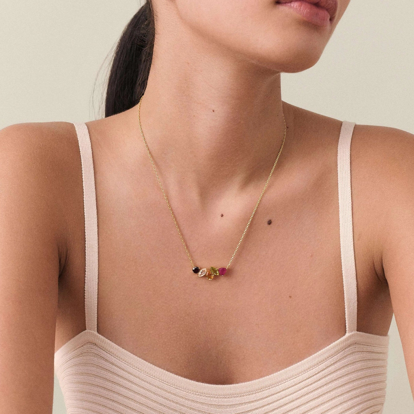 Dainty Teardrop Pendant Necklace [ME63K57B]