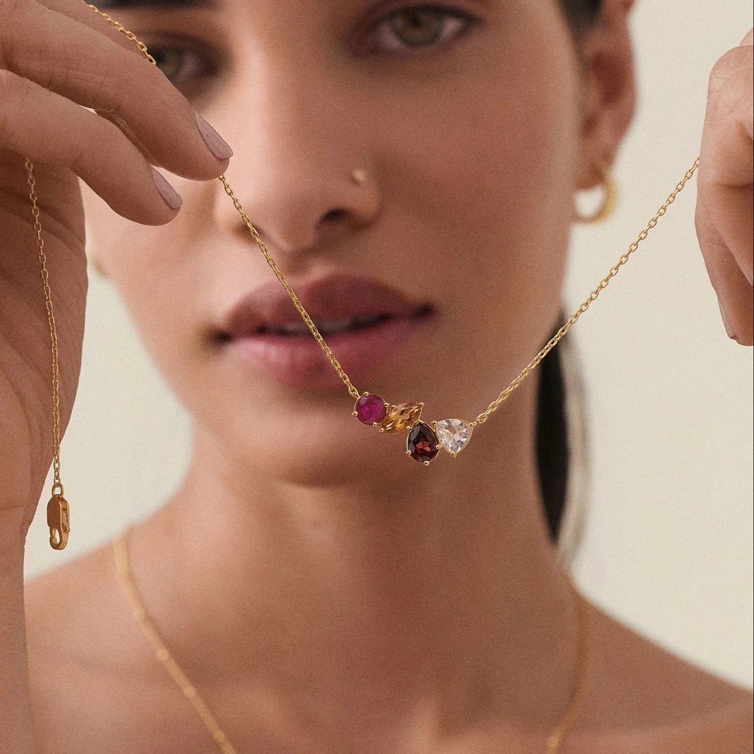 Dainty Teardrop Pendant Necklace [HT6QX5M5]