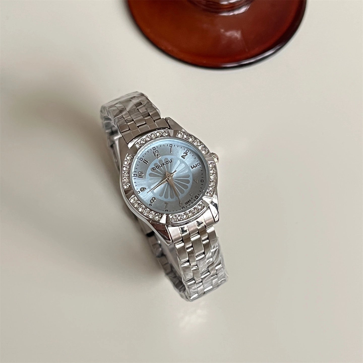 Daisy Dial Bracelet Watch [F4T05Z0G]