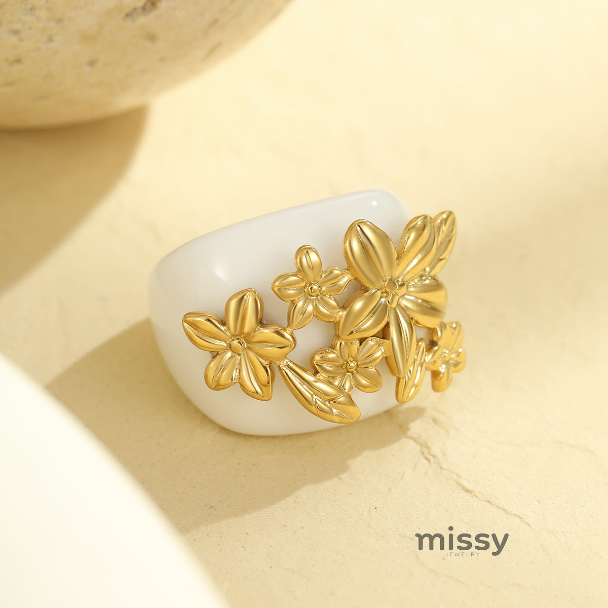 Darielle Floral Motif Ring [KXV5U1QO]