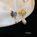 Deisy Irregular Pearl Earrings [BIR3XFDE]