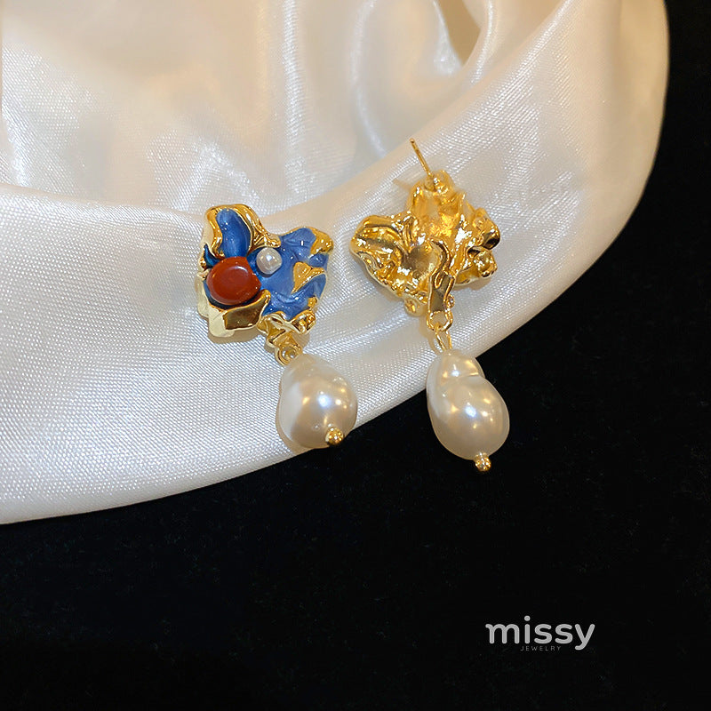 Deisy Irregular Pearl Earrings [BIR3XFDE]