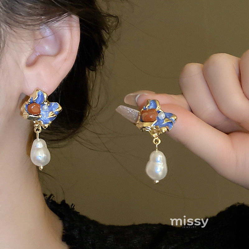 Deisy Irregular Pearl Earrings [NYRFW18B]