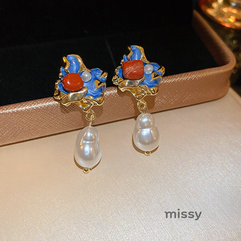 Deisy Irregular Pearl Earrings [LBUHT9X8]