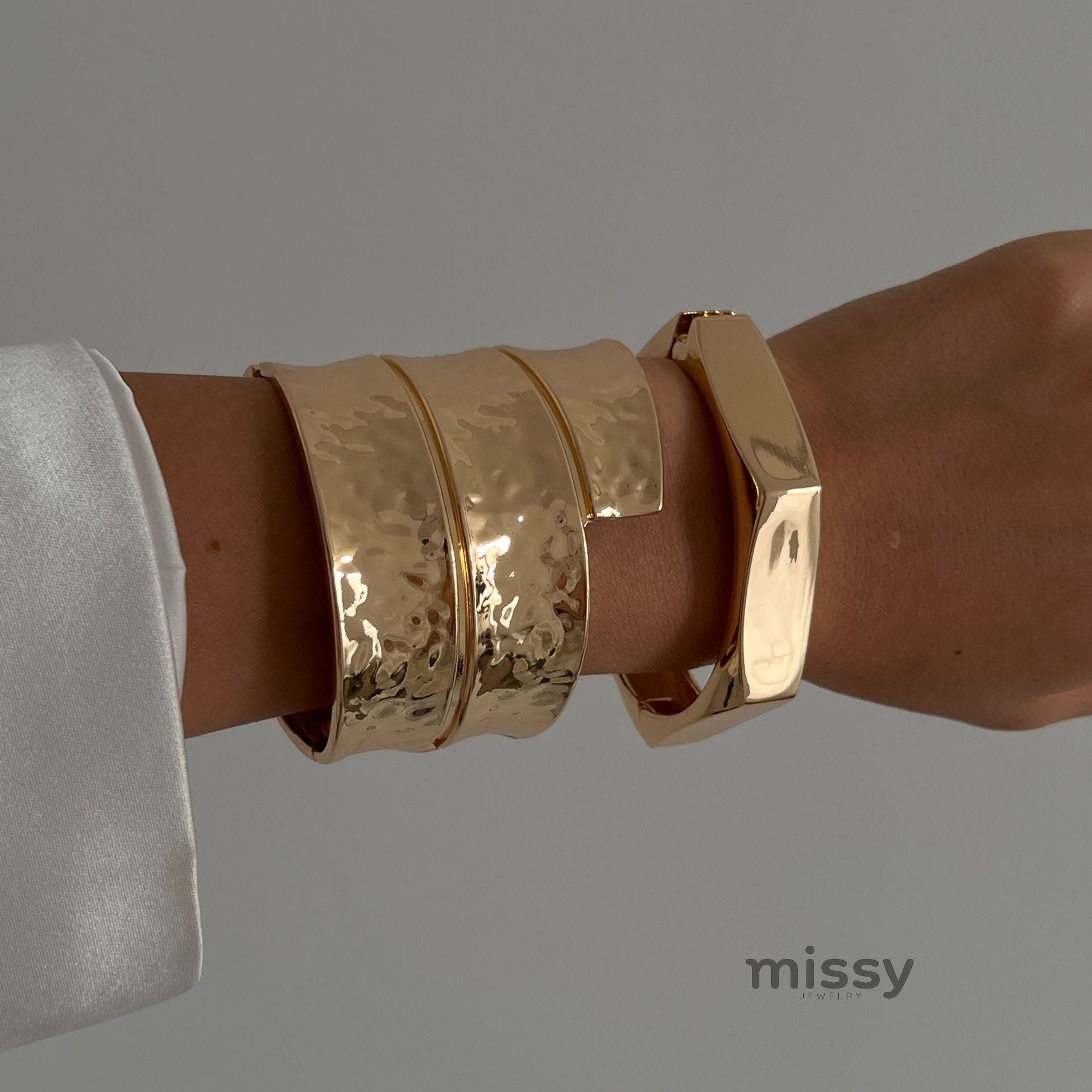 Desire Hammered Cuff Bracelet Set