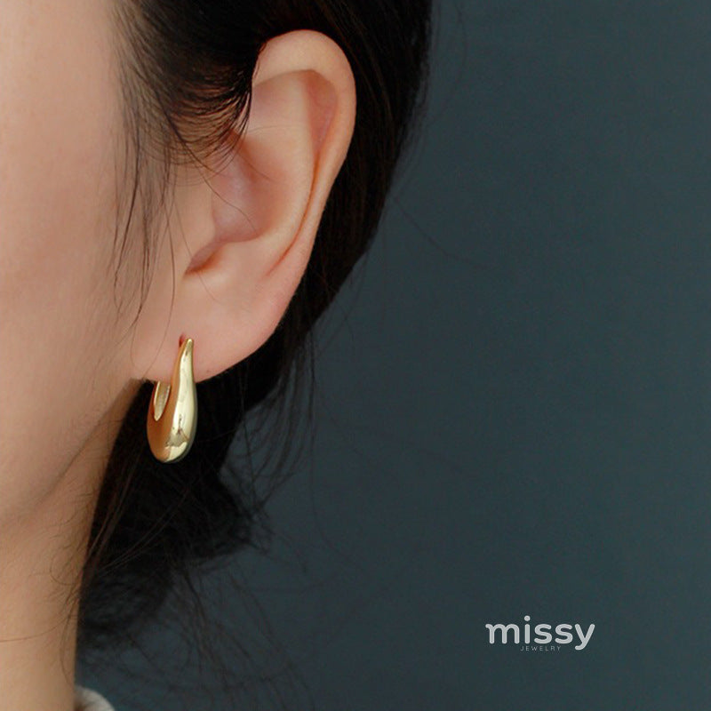 Dhriti Sleek Geometric Hoop Earrings [0ZVOM1KT]