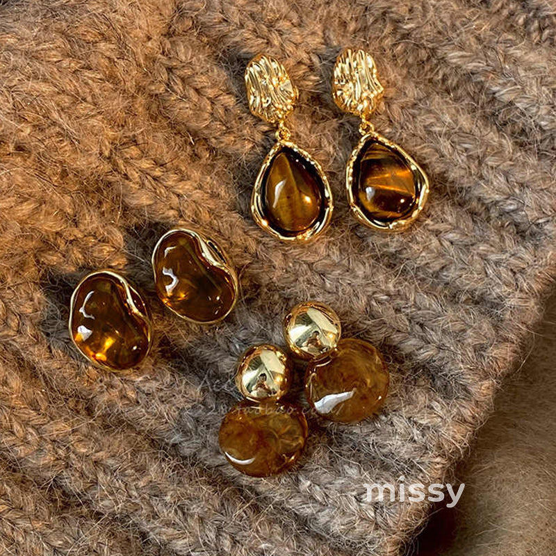 Dia Maillard Amber Earrings