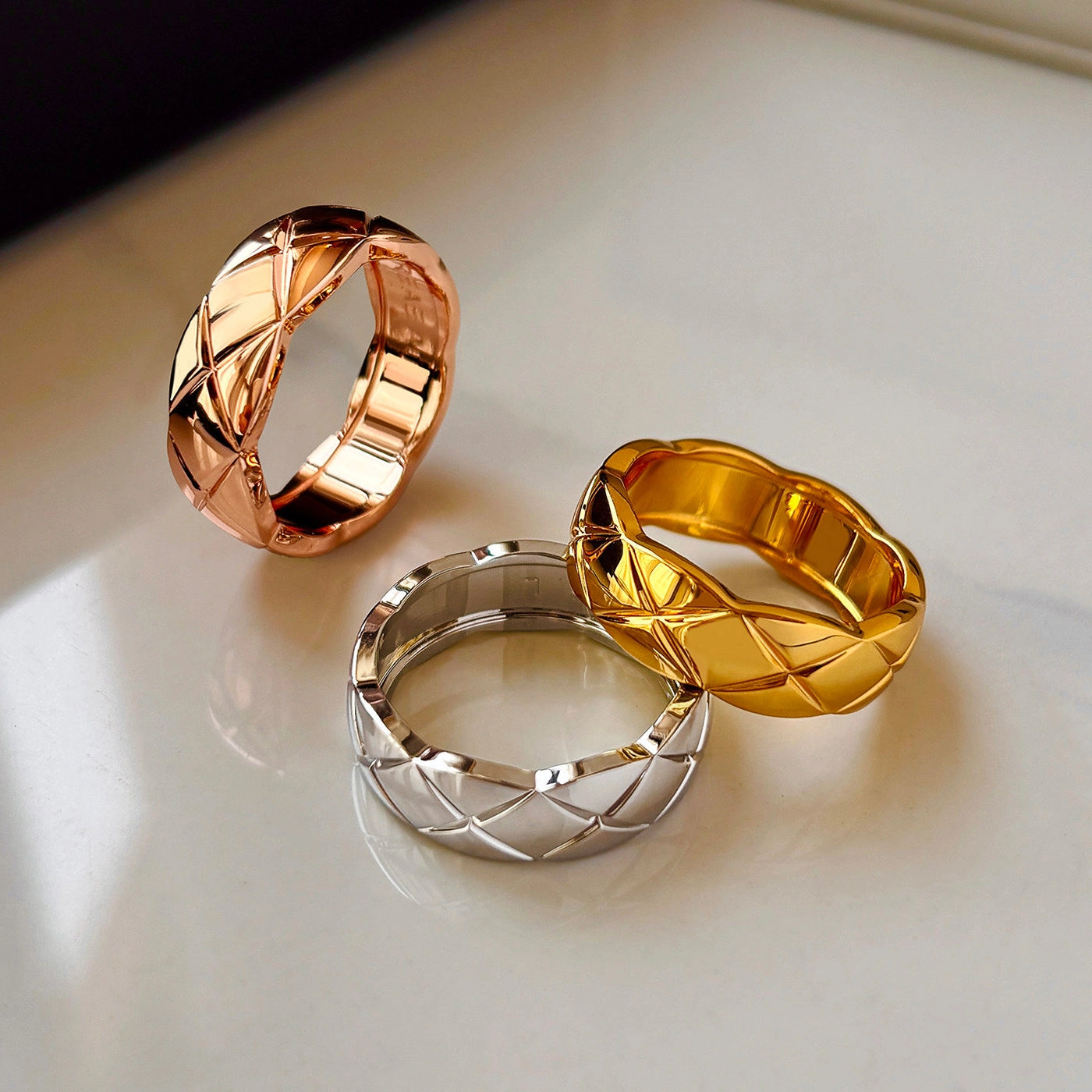Diamond Pattern Stacking Ring [9HE3LMR9]
