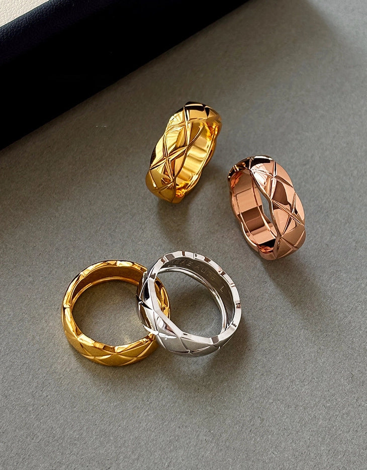 Diamond Pattern Stacking Ring [LWFYP3FJ]
