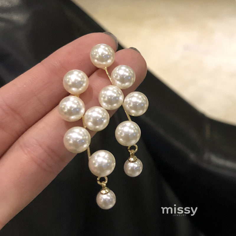 Dyani String Pearl Earrings [VRW40QRG]