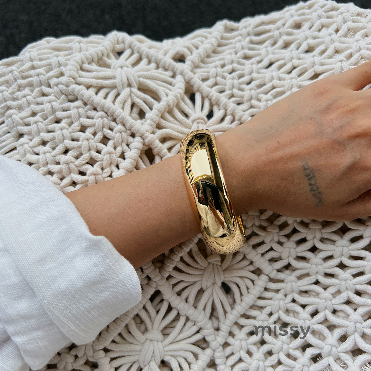 Egypt Swirl Resin Bangle [UY7FX3EE]