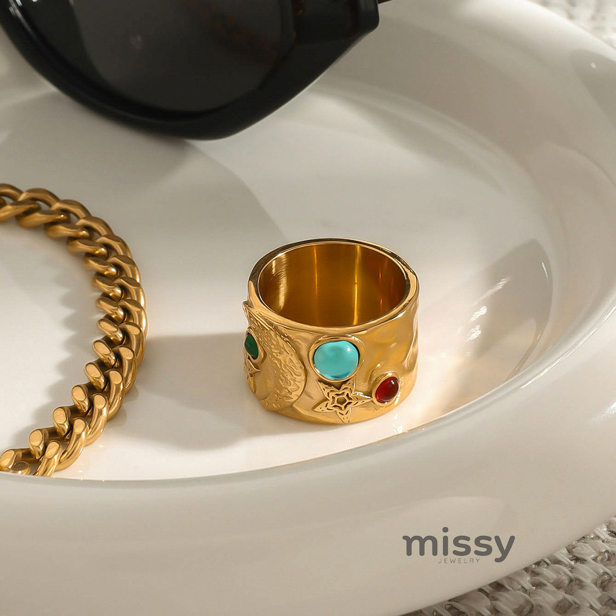 Elanie Gold Band Ring