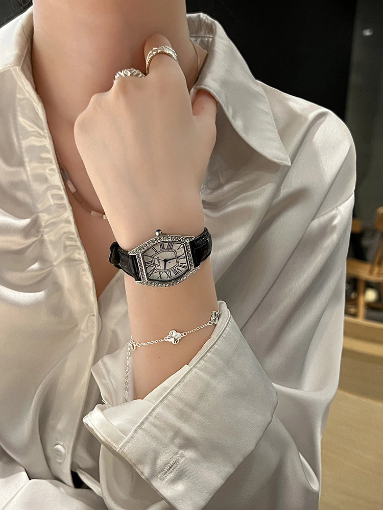 Elegant Tonneau Leather Watch [599NAFQB]