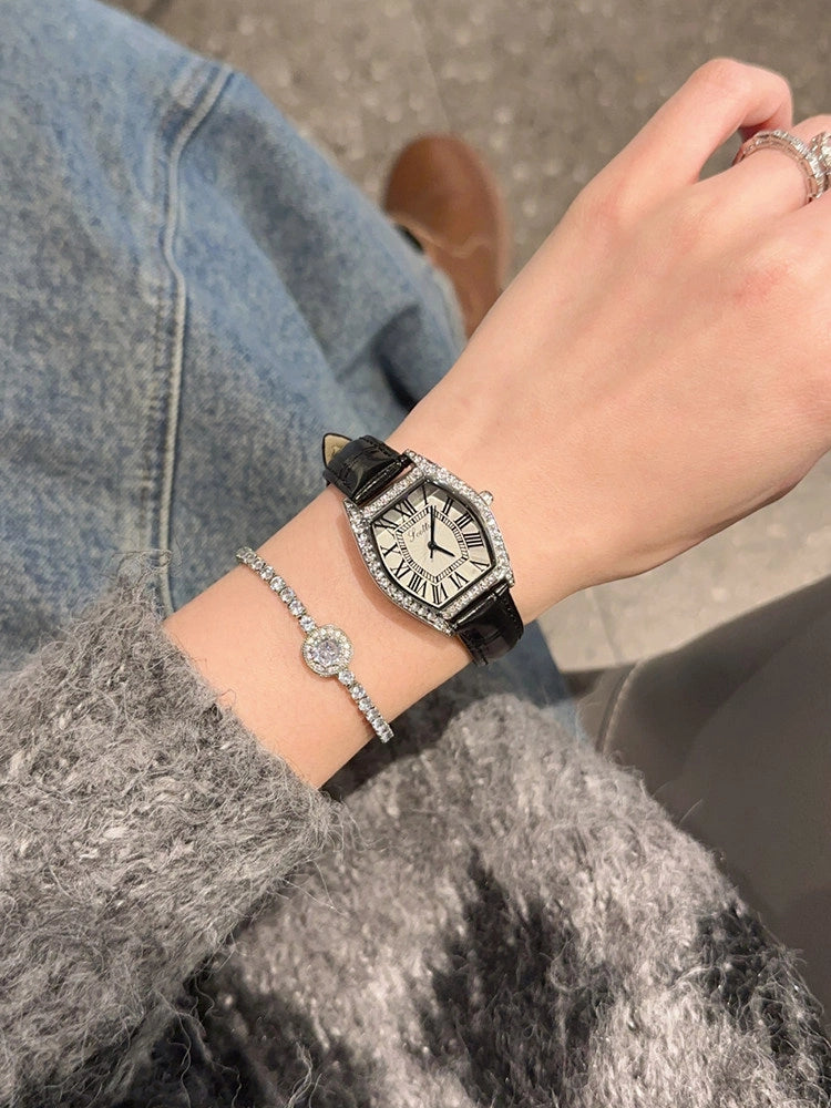 Elegant Tonneau Leather Watch [OR0O26YU]