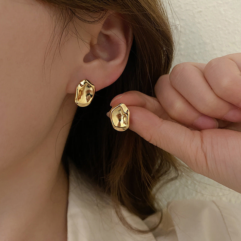 Ellanore Hammered Stud Earrings [SKJIIMB4]