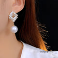 Ellee Geometric Pearl Zircon Earrings [S2KJXB6D]