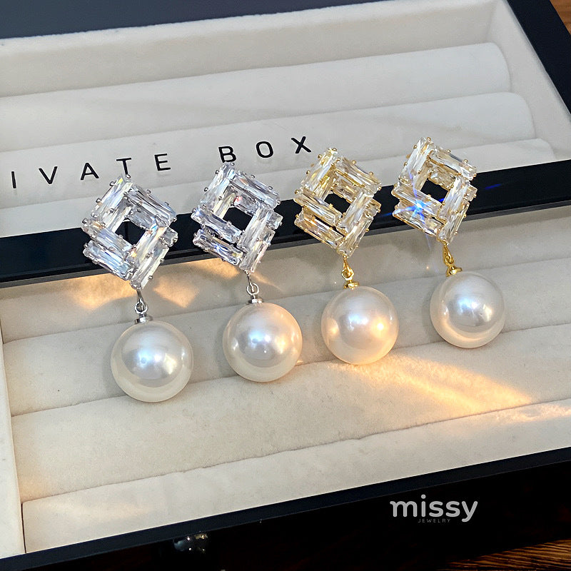 Ellee Geometric Pearl Zircon Earrings [JYGXWWPX]