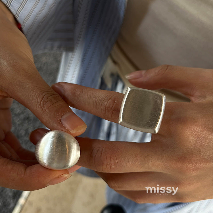 Emaline Brushed Geometric Open Ring [PXI6AEG4]