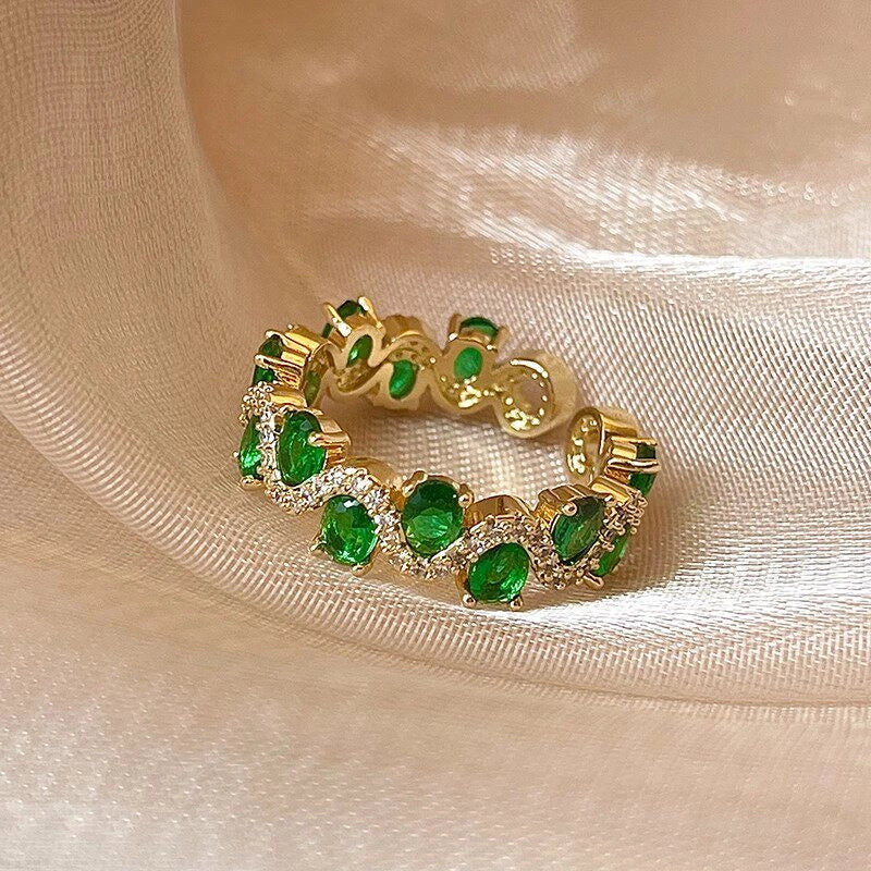 Emerald Teardrop Open Ring [1G4BS787]