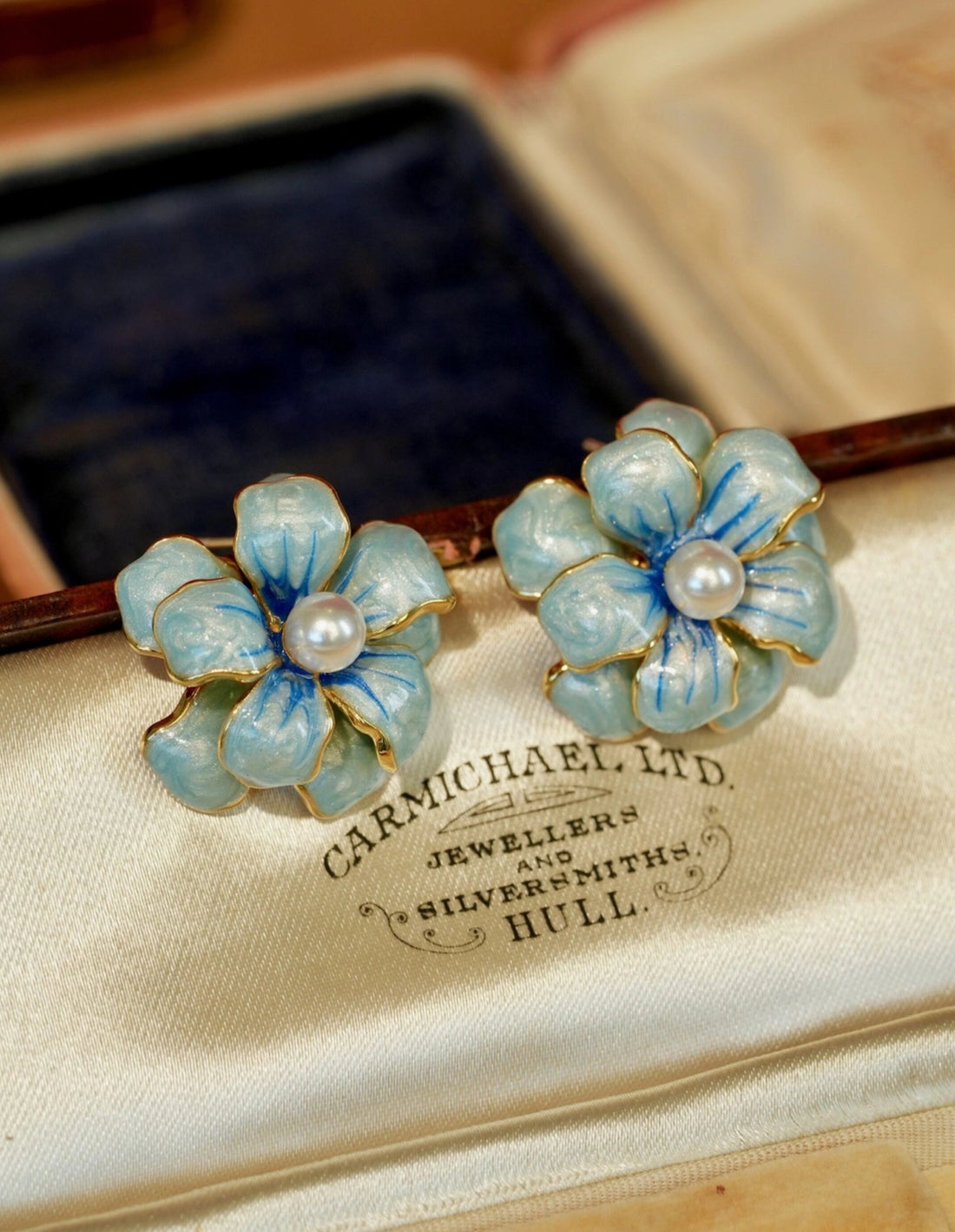 Enamel Flower Pearl Earrings [CQQBM8IS]