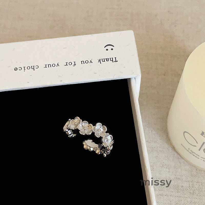 Erynn Floral Open Ring [GR9CQ0KS]