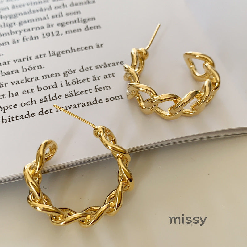 Esmee Crowned Chain Drop Earrings [UAQW8CZW]