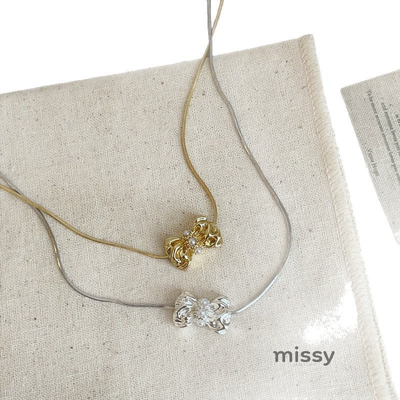Ethel Layered Bow Pearl Necklace [F0FWQ57B]